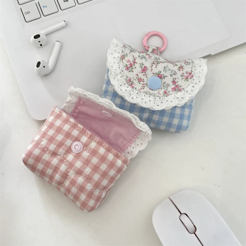 Sweet Simplicity // Coin Bag