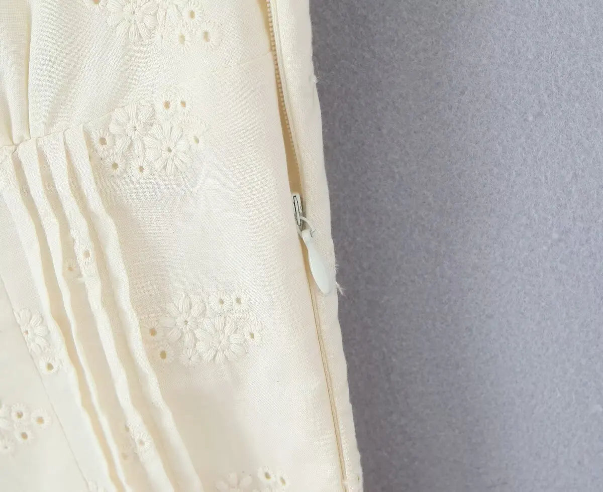 Avaia // Dress