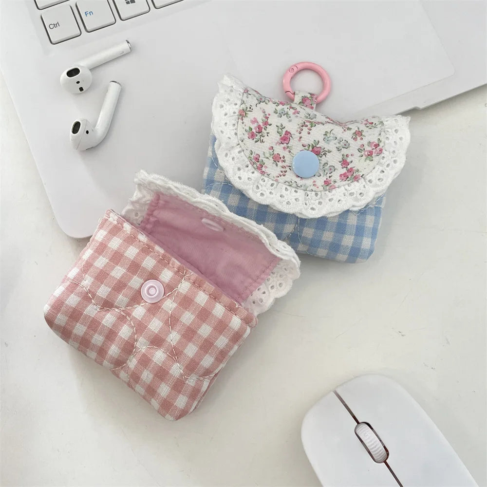 Sweet Simplicity // Coin Bag