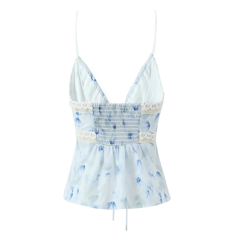 A Walk In The Clouds // Top