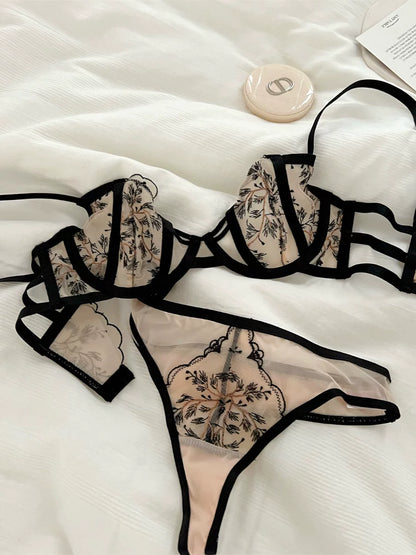 Pura // Lingerie Set