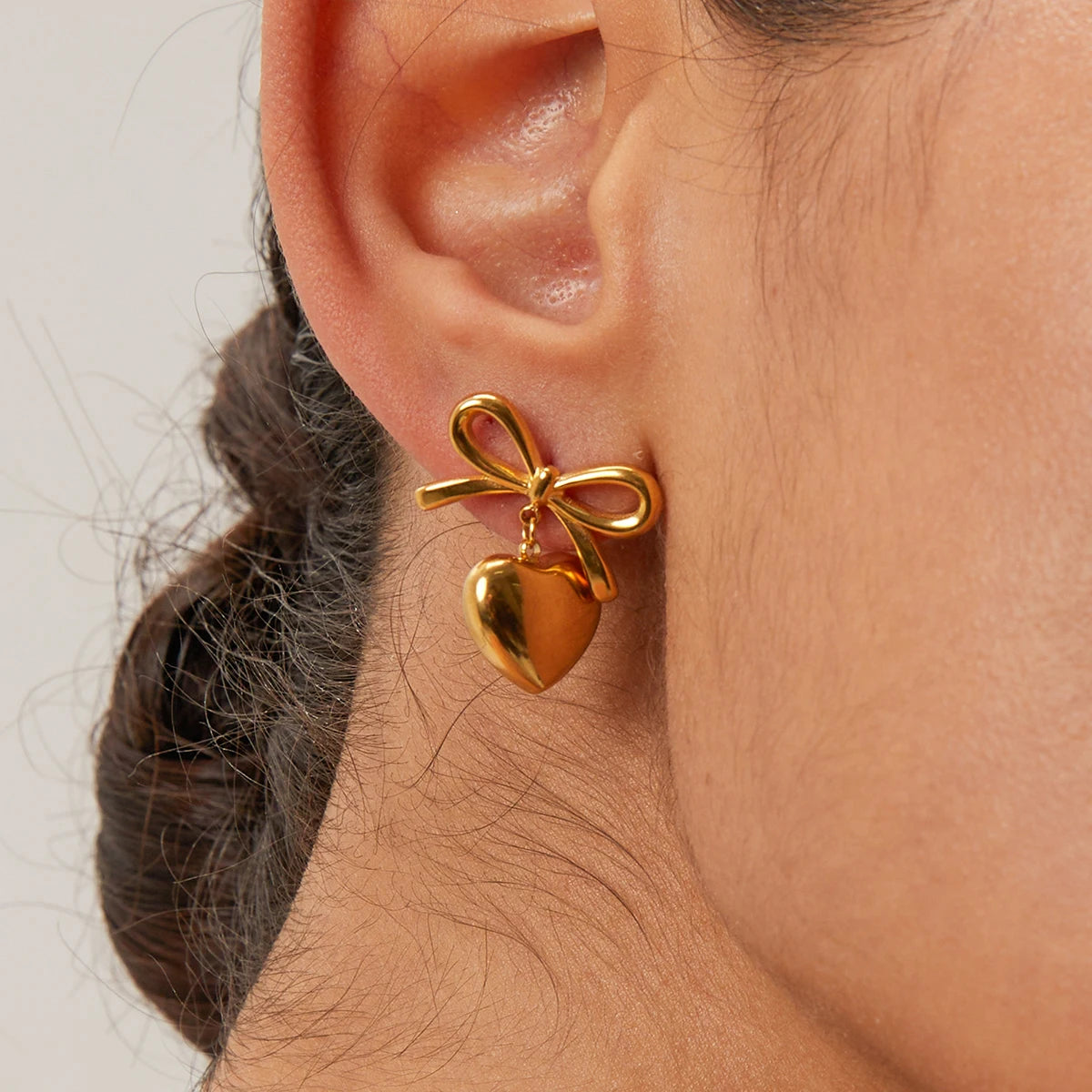 Lovable Luster // Earrings