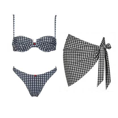 Rosebud  // Bikini