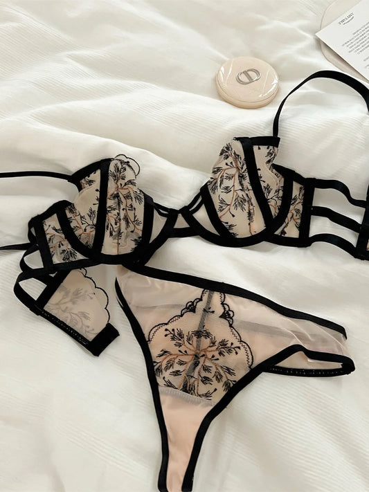 Pura // Lingerie Set
