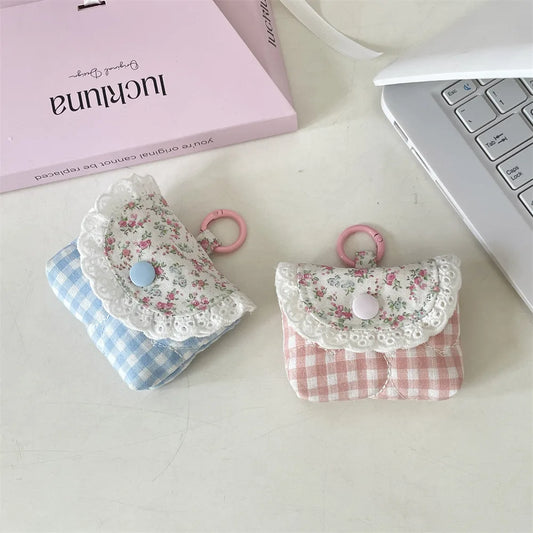 Sweet Simplicity // Coin Bag