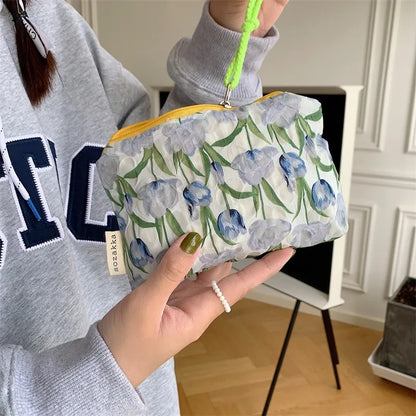 Cute Flower // Make up Bag
