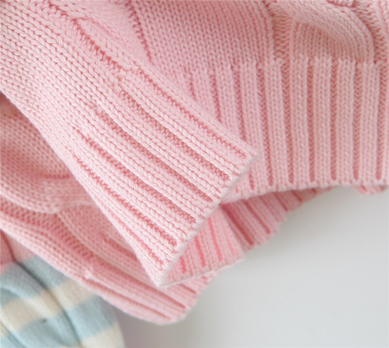 Study Date //Pink Knit Sweater